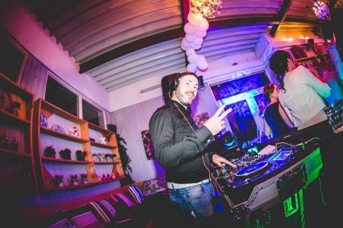 Act on Demand DJ Walter Witlov (bekend van voetbalclub Vitesse)